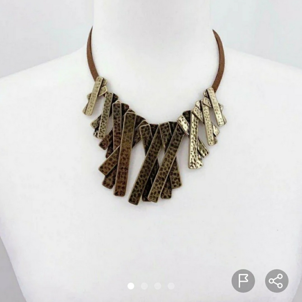 MARLYN SCHIFF Necklace Brown Leather Suede